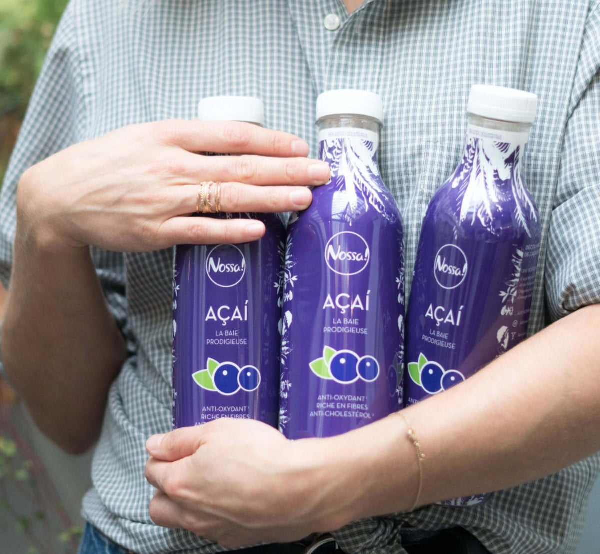 <p><strong>Diversificación y certificación</strong></p><p>Ampliamos nuestra gama con el lanzamiento de bebidas de açaí y pulpas congeladas para restaurantes, y obtenemos la certificación ecológica, que acredita nuestro compromiso con la calidad y la sostenibilidad.</p>